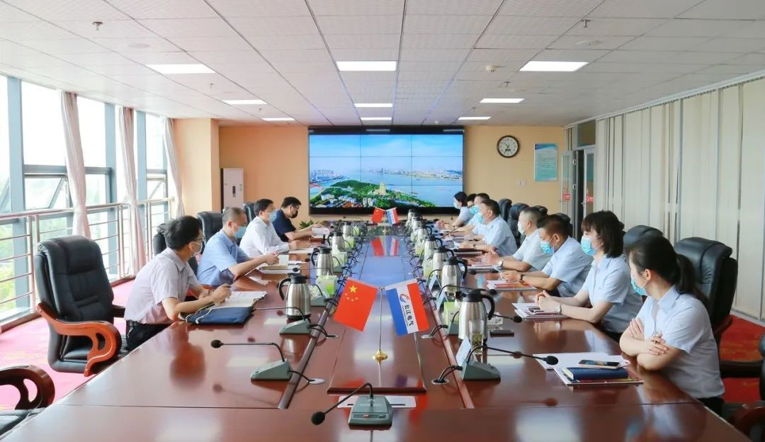 深入企业走访调研 帮助解决发展难题——湖北省委政法委常务副书记王兴於一行调研长江电气